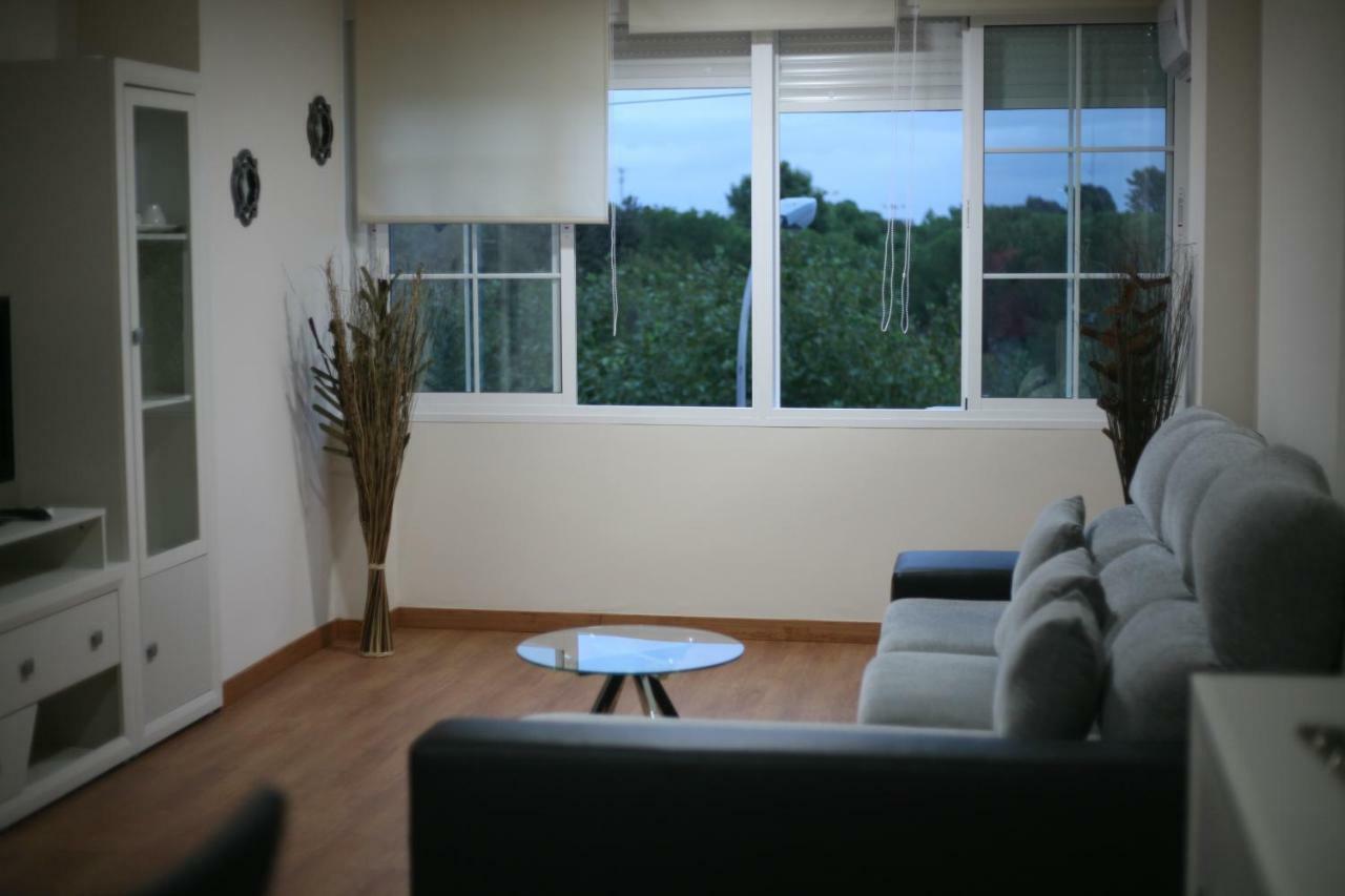 Miraflores Luxury Suites Sewilla Zewnętrze zdjęcie
